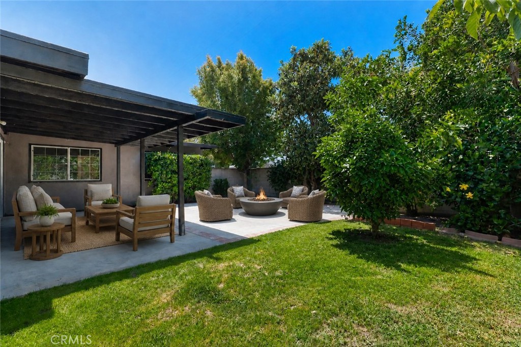 18027 Hatton Street Reseda, CA 91335 - Photo 42 of 50 VIRTUAL STAGING