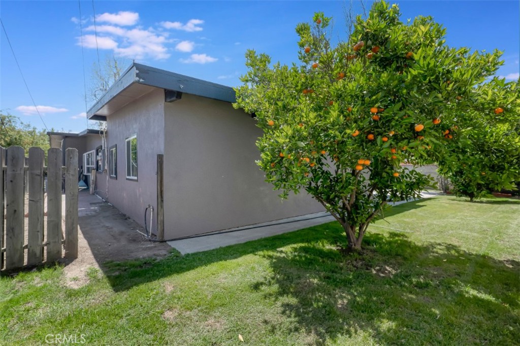 18027 Hatton Street Reseda, CA 91335 - Photo 44 of 50