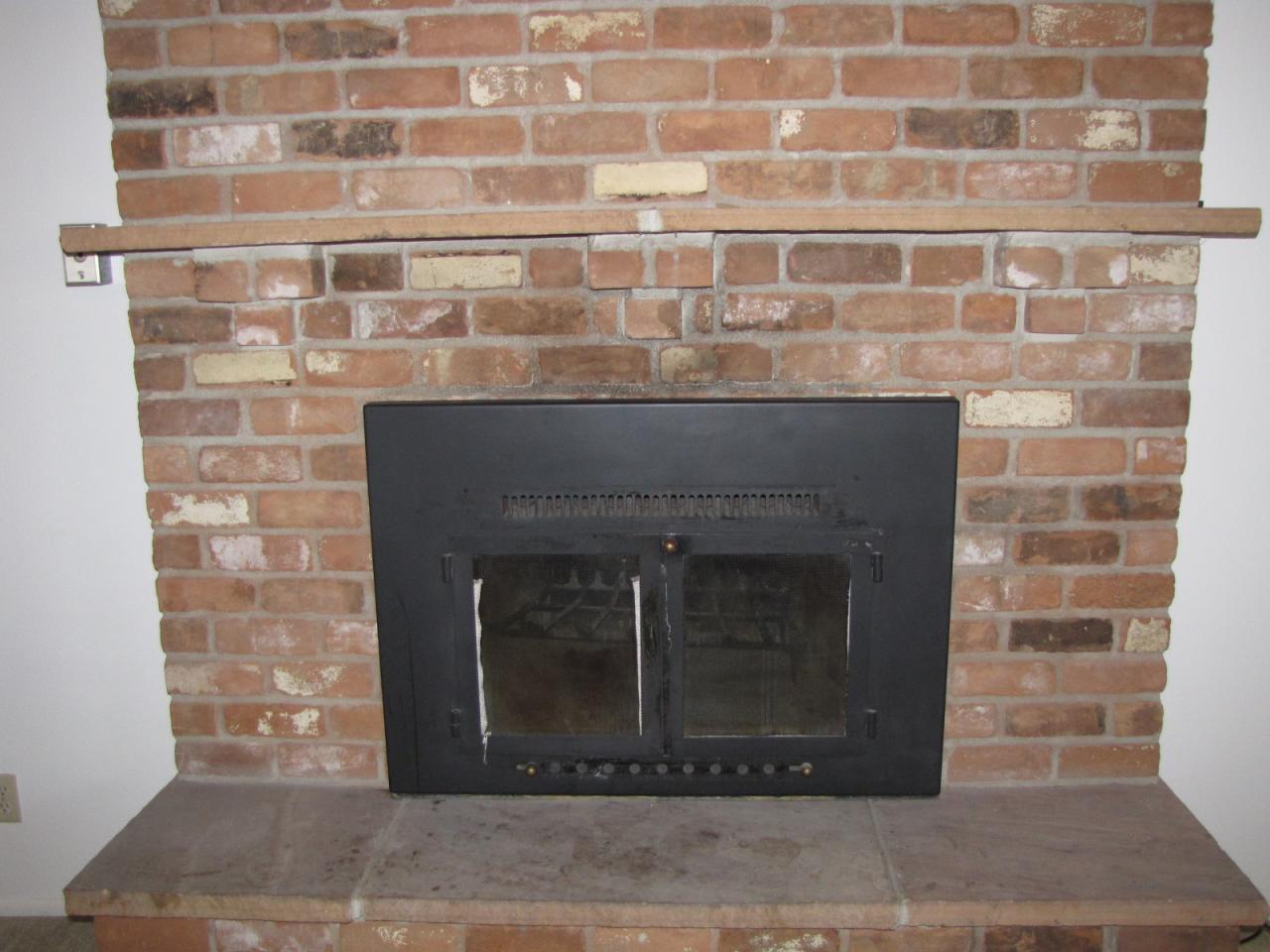 1907 Meadowbrook Road Prescott, AZ 86303 - Photo 3 of 12 Fireplace