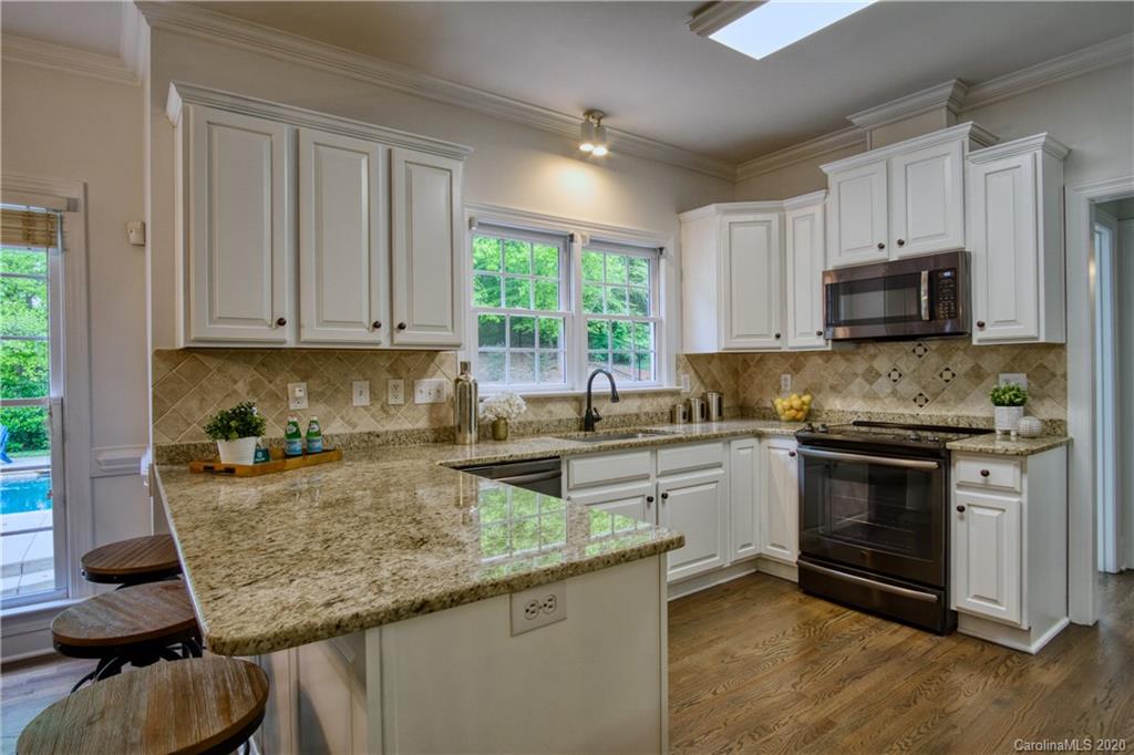 105 Melbourne Drive Fort Mill, SC 29708 - Photo 12 of 26 Gallery Image 12