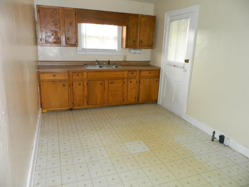 101 Snyder Street Springfield, OH 45504 - Photo 5 of 20