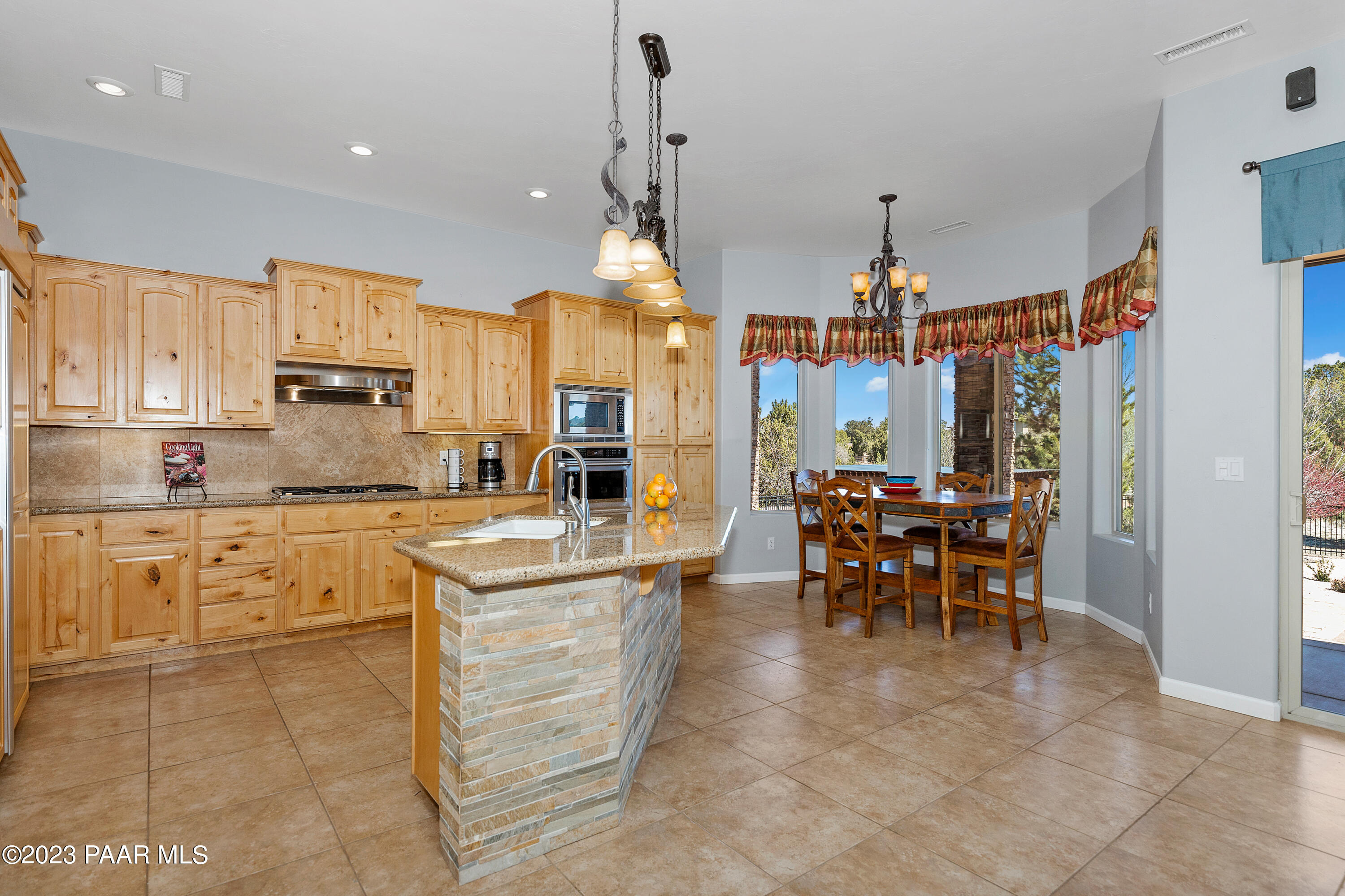 14045 North Thunderbird Road Prescott, AZ 86305 - Photo 2 of 6 Kitchen And Dining Area