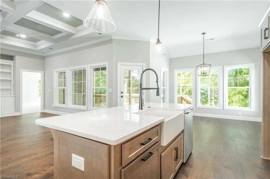 278 Vine Rdg Drive Winston-Salem, NC 27127 - Photo 11 of 50 Kitchen/Dining