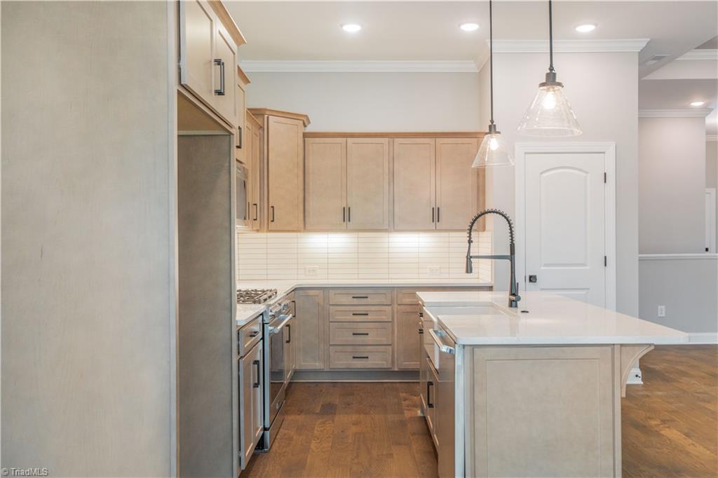 278 Vine Rdg Drive Winston-Salem, NC 27127 - Photo 13 of 50 Kitchen