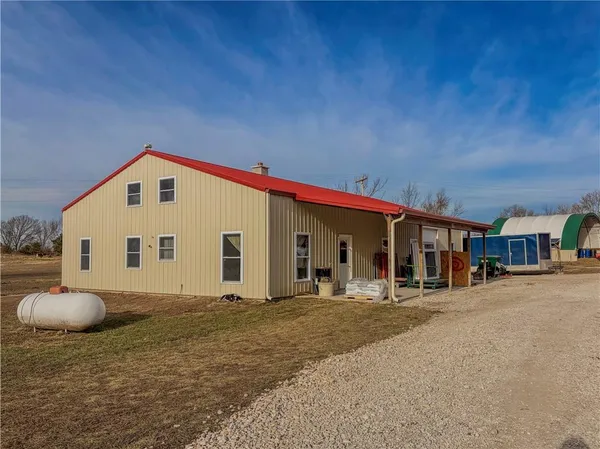 $530,000 | 1106 Southwest County Road, Holden, MO 64040
