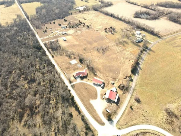 $530,000 | 1106 Southwest County Road, Holden, MO 64040