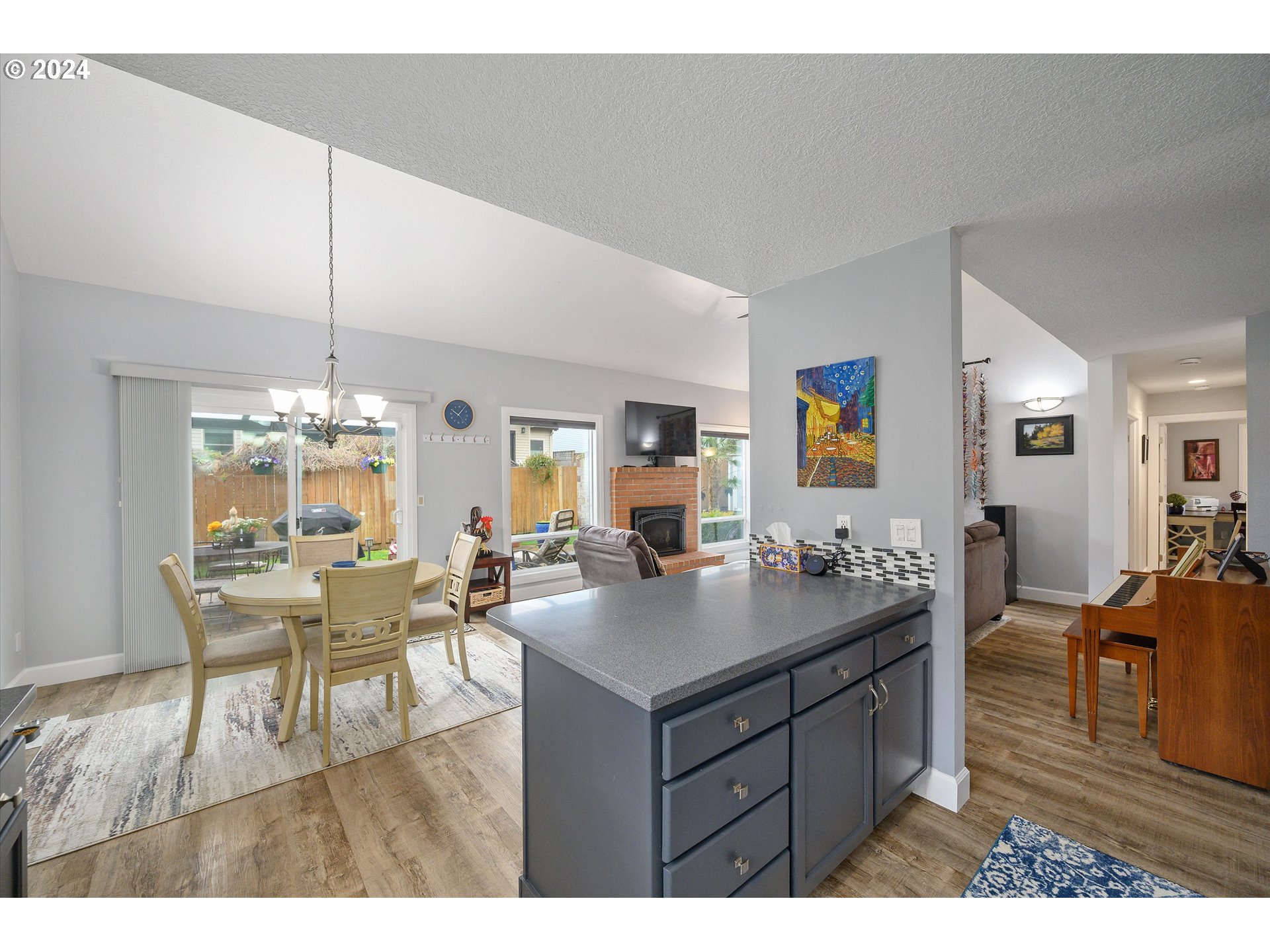 5758 Southwest Calusa Loop Tualatin, OR 97062 - Photo 12 of 28 Gallery Image 12
