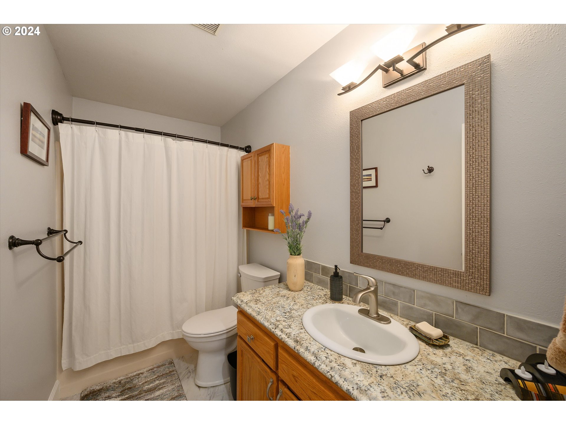 5758 Southwest Calusa Loop Tualatin, OR 97062 - Photo 24 of 28 Gallery Image 24