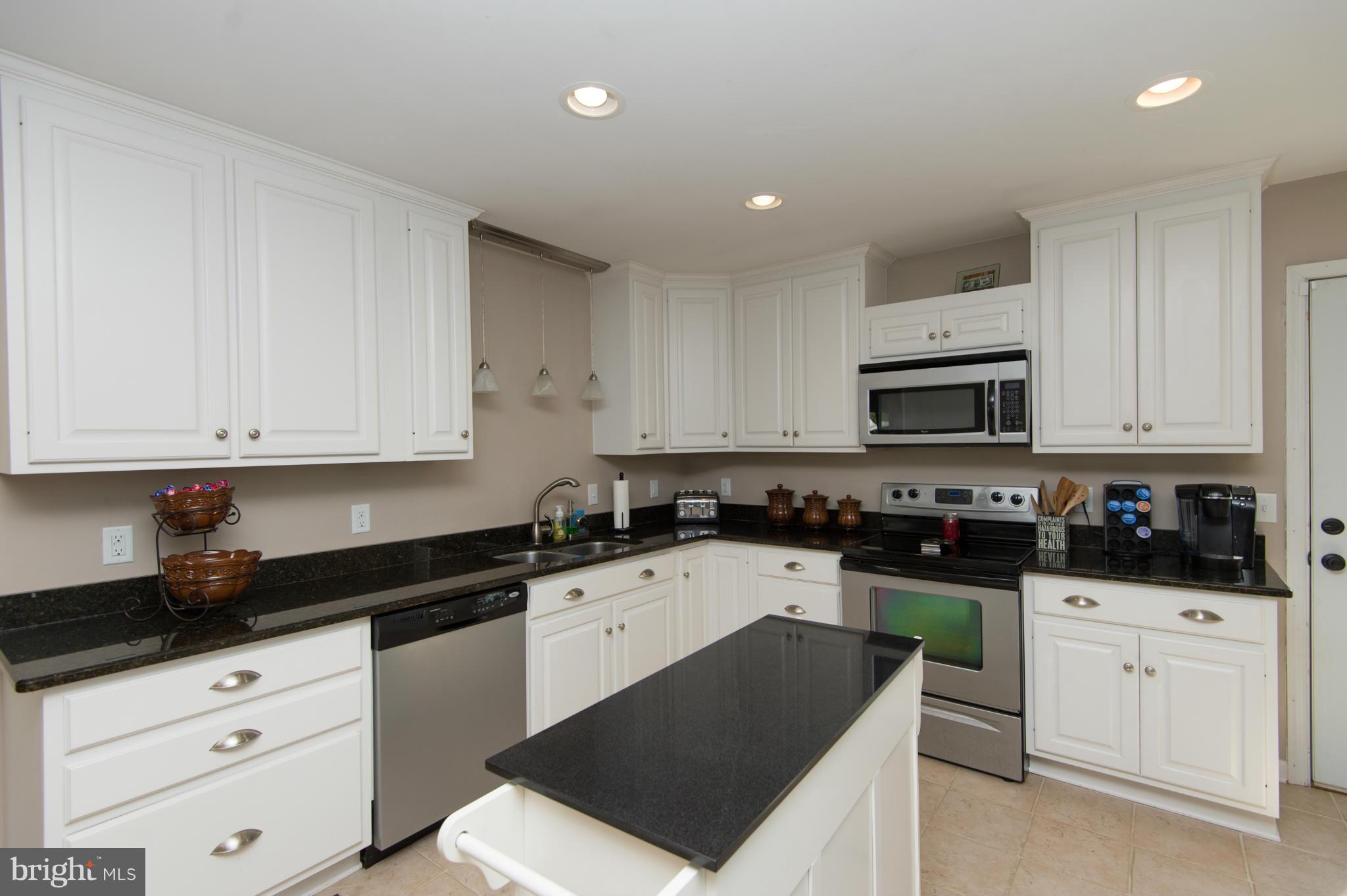 5519 Bonnie Brook Road Cambridge, MD 21613 - Photo 5 of 27 Kitchen
