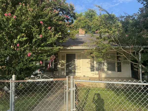 $225,000 | 1831 South Main Street, Columbia, TN 38401