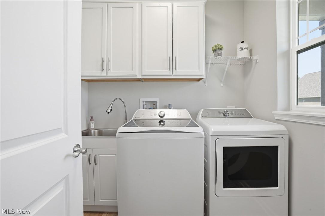 5009 Coventry Circle Huron, OH 44839 - Photo 36 of 43 First Floor Laundry Room