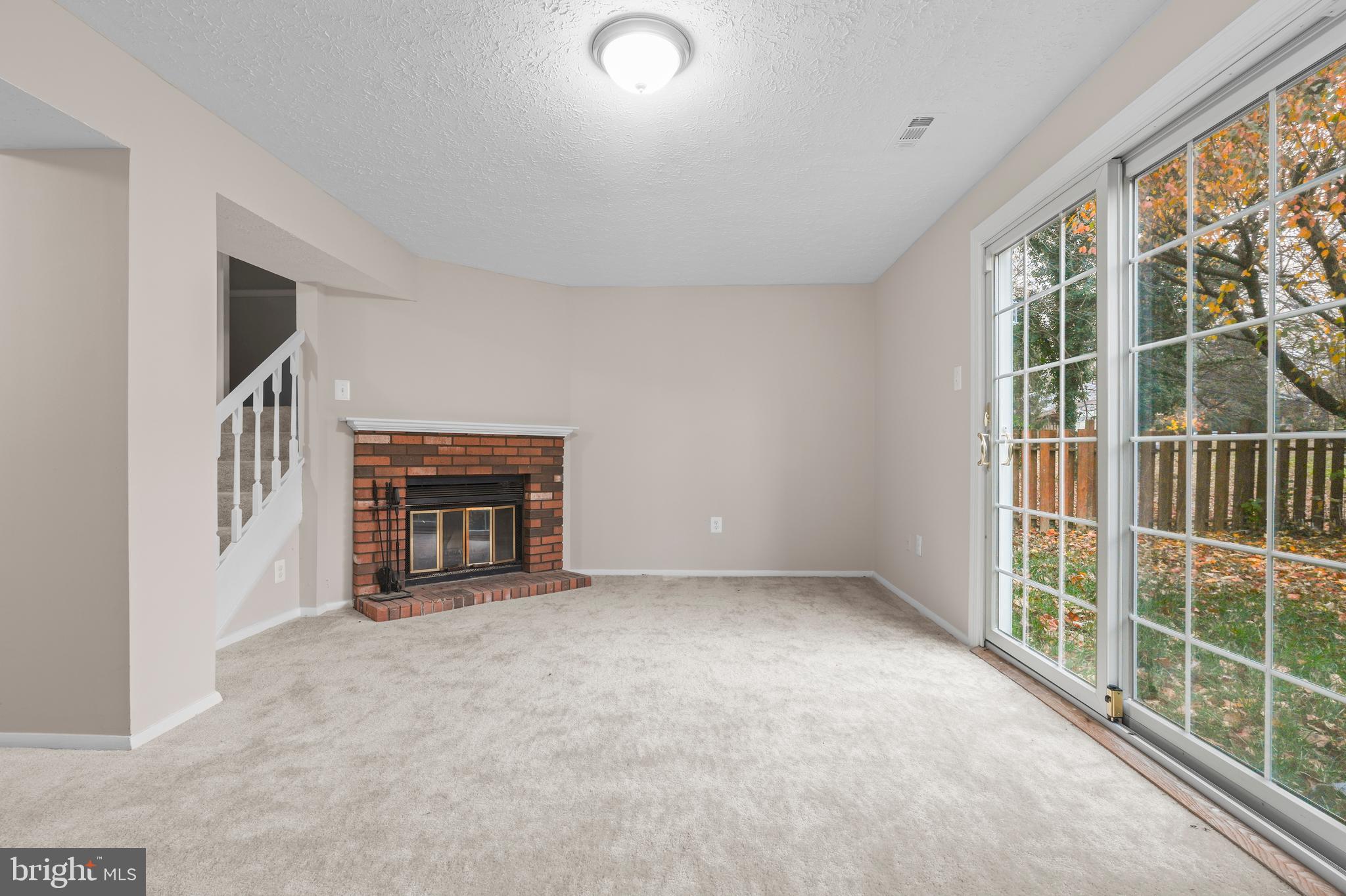 9998 Tuscarora Road Randallstown, MD 21133 - Photo 17 of 21 an empty room with windows