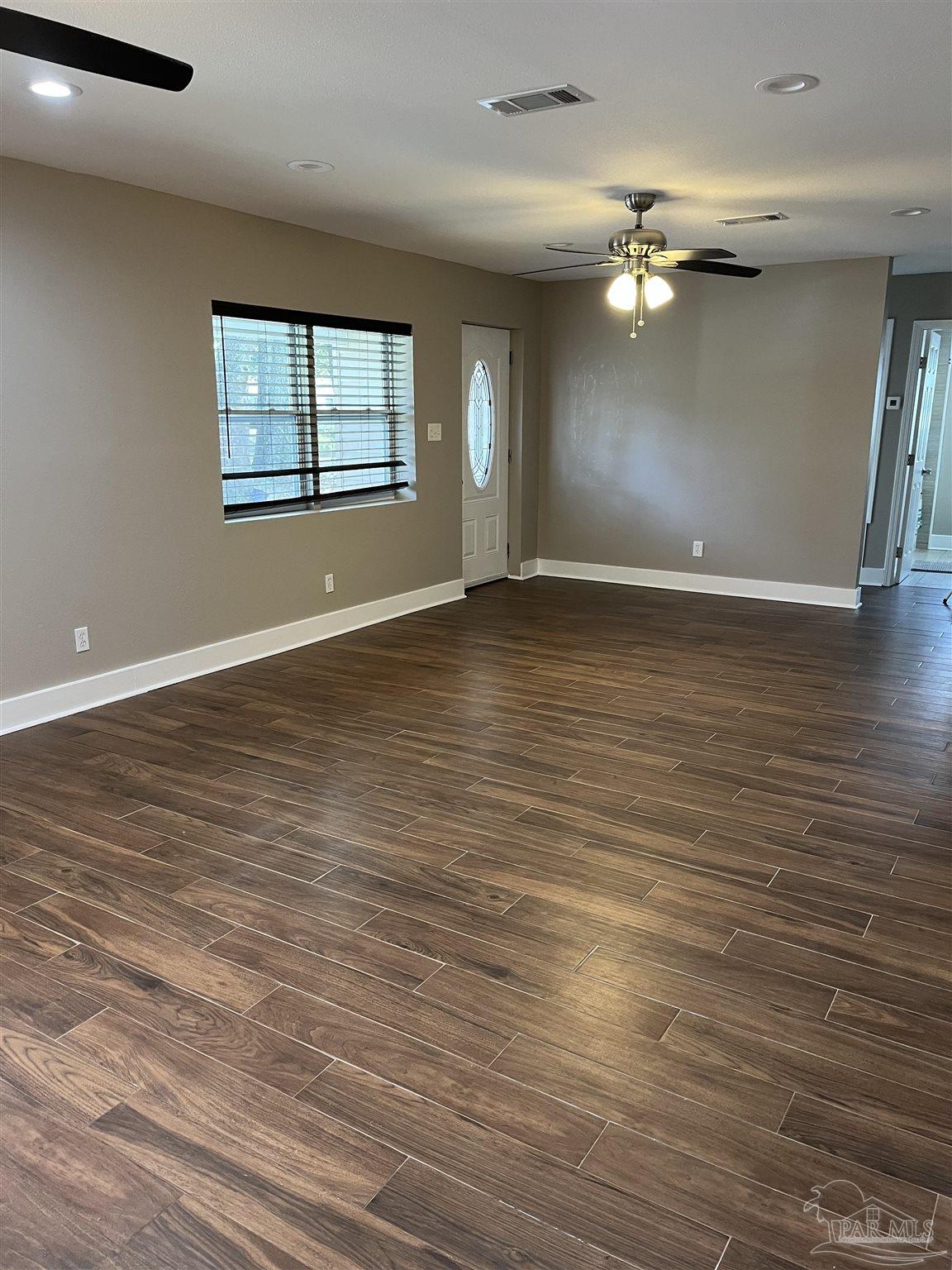 7310 Sachem Road Pensacola, FL 32506 - Photo 3 of 19 Gallery Image 3