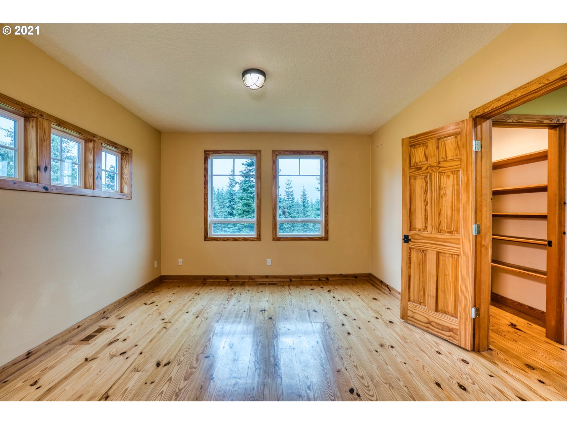 37370 Northwest Hahn Road Banks, OR 97106 - Photo 11 of 32 Gallery Image 11