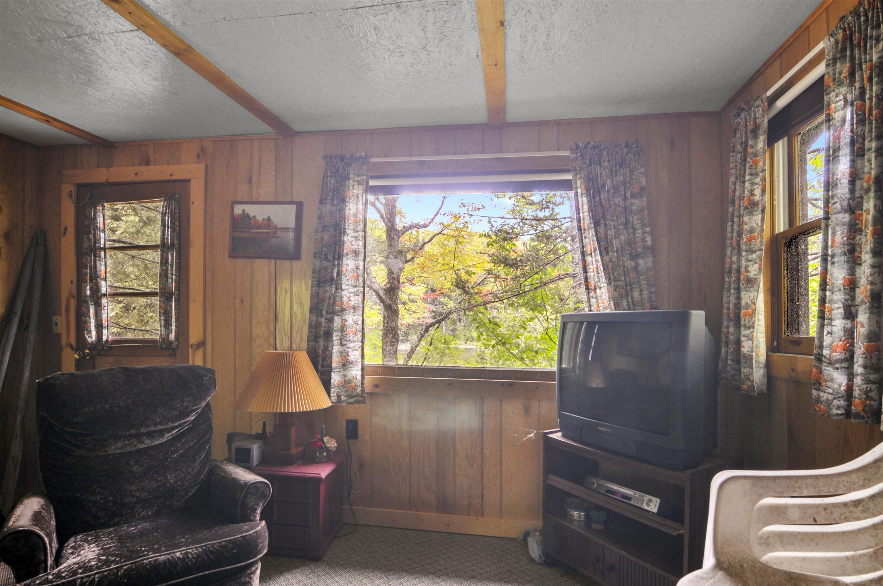 18750 West Knapp Road Reed City, MI 49677 - Photo 12 of 32 1938627-1e82e9e4-17bd-403d-a823-ca0d3eb9a5ba.JPG