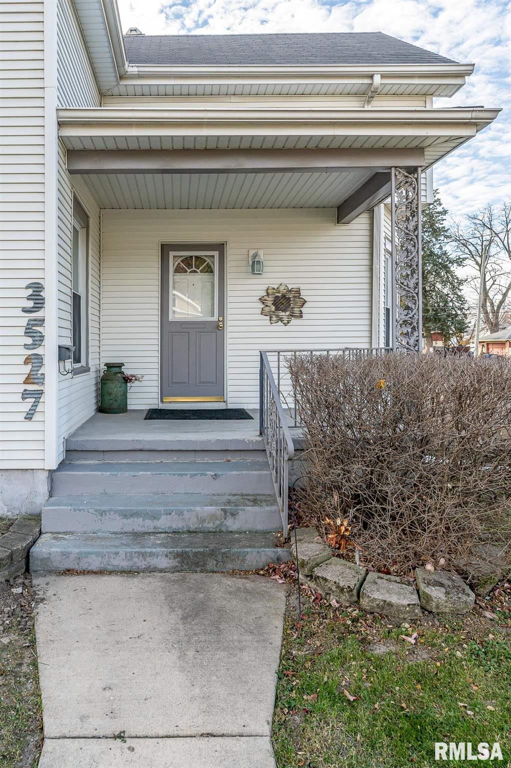 3527 Rockingham Road Davenport, IA 52802 - Photo 14 of 17 Gallery Image 14