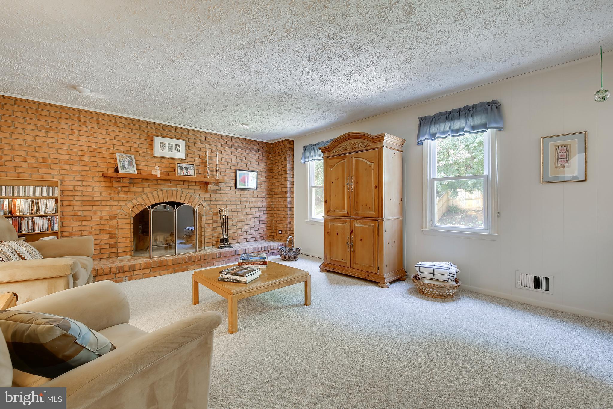 2316 Holly Spring Drive Silver Spring, MD 20905 - Photo 12 of 28