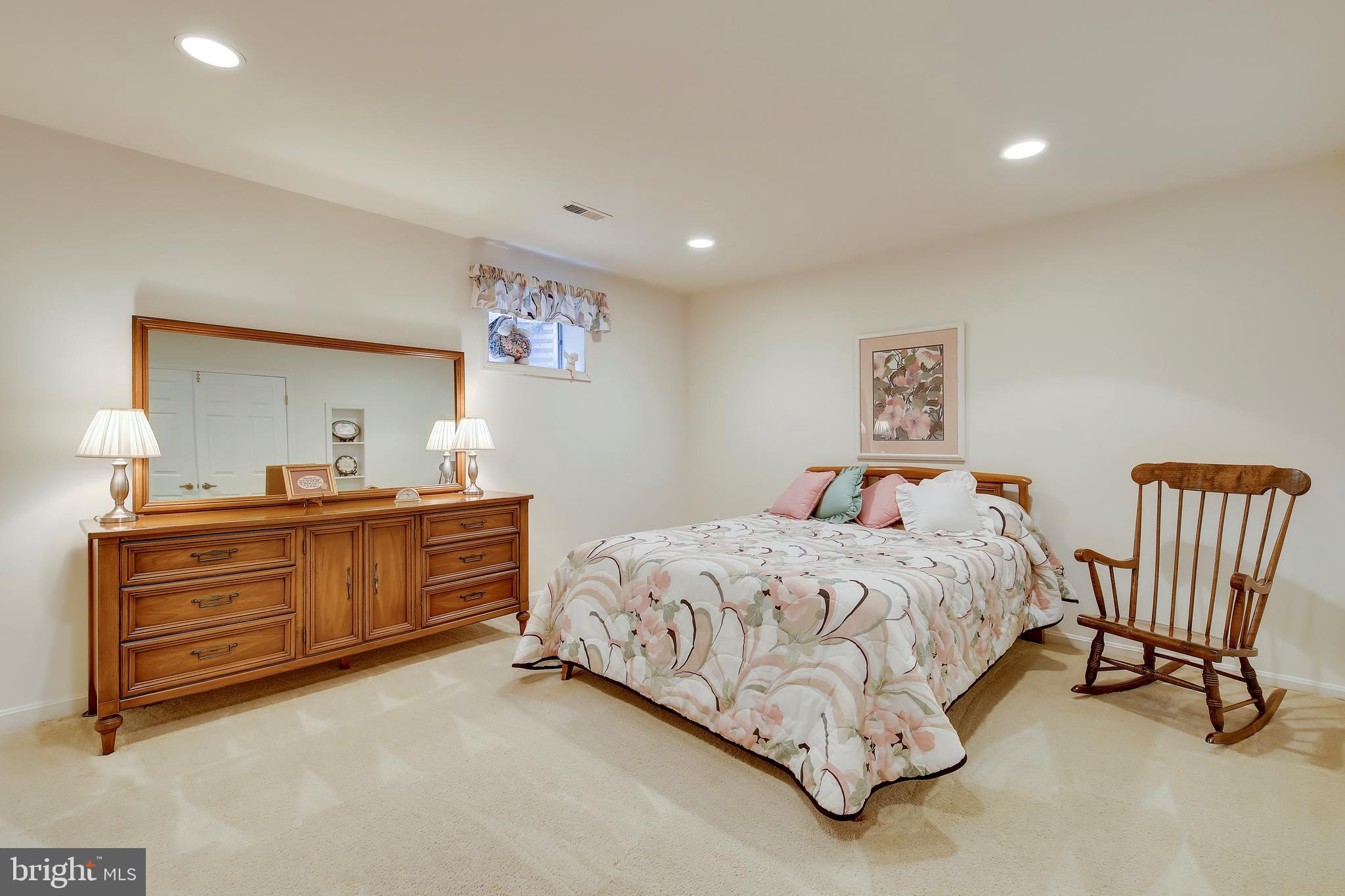 2316 Holly Spring Drive Silver Spring, MD 20905 - Photo 17 of 28