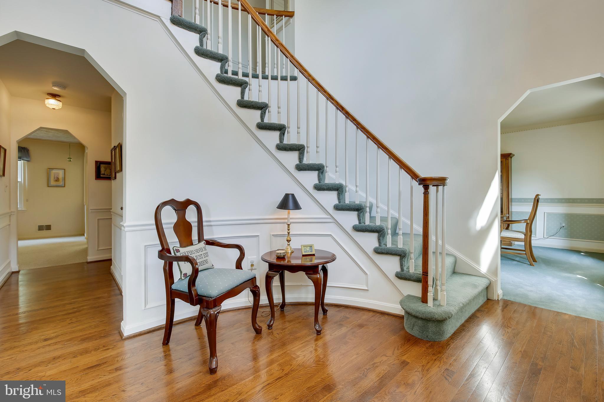 2316 Holly Spring Drive Silver Spring, MD 20905 - Photo 4 of 28