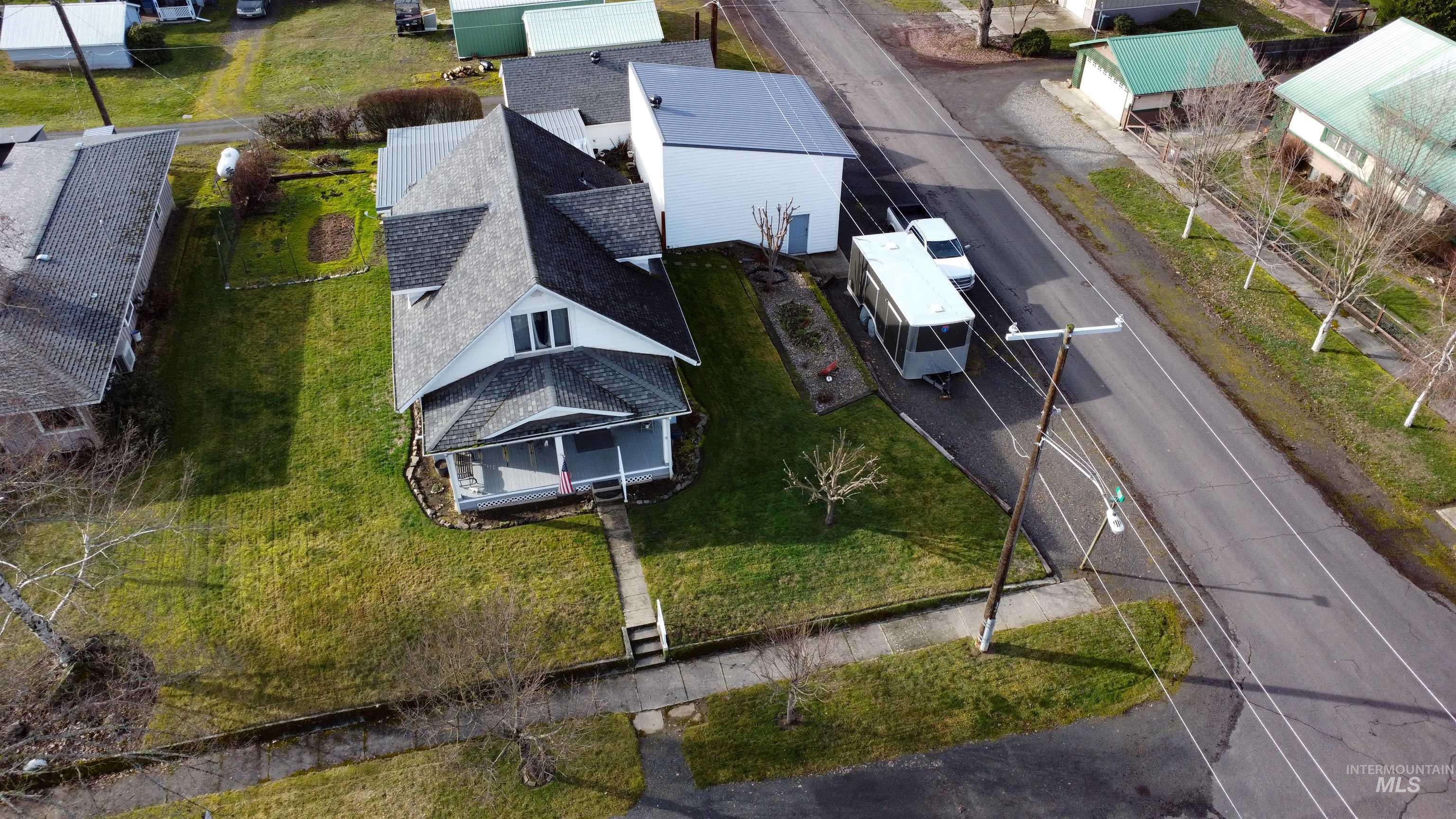 804 Maple Street Kamiah, ID 83536 - Photo 48 of 50 Aerial perspective of suburban area