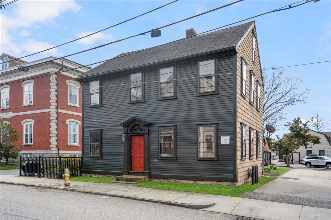 14 Elm Street Newport, RI 02840 - Photo 1 of 41