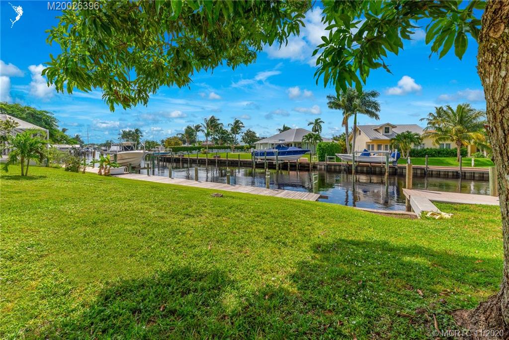 1239 Southwest Dyer Point Road Palm City, FL 34990 - Photo 26 of 34