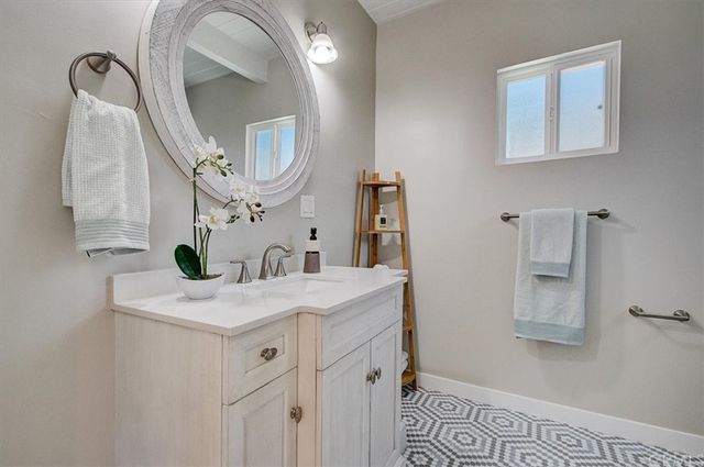 $1,640,000 | 2900 Rodin Place, Los Angeles, CA 90065