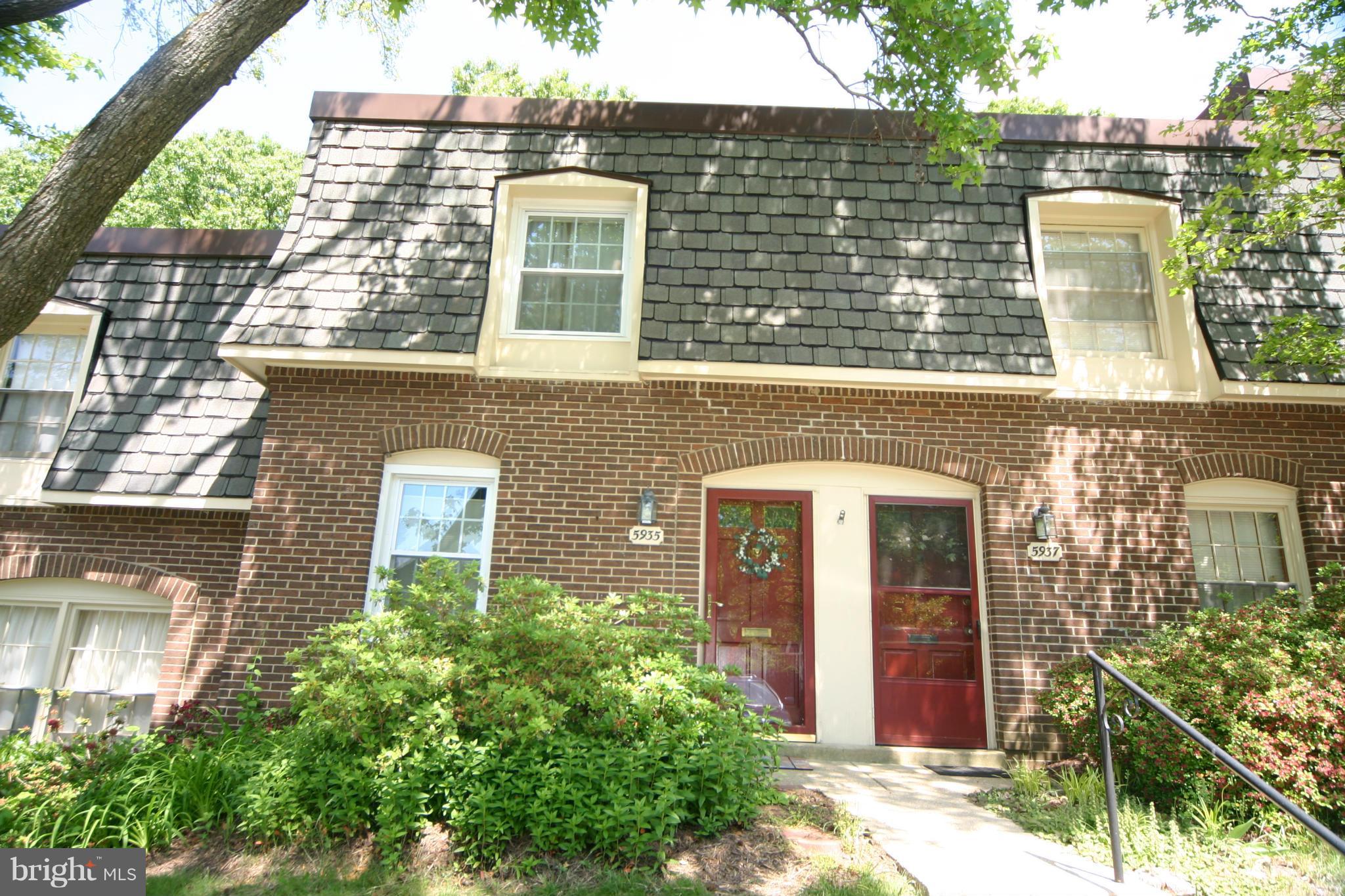 5935 Minutemen Road, Unit 253 Springfield, VA 22152 - Photo 2 of 24 Exterior (Front)
