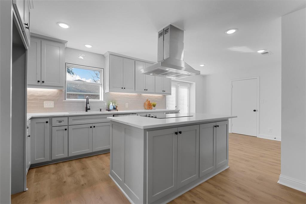 5204 Partridge Road Fort Worth, TX 76132 - Photo 7 of 34 Stunning kitchen