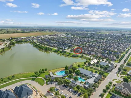 $850,000 | 205 Waterside Drive, Argyle, TX 76226