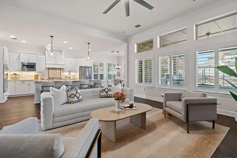 $850,000 | 205 Waterside Drive, Argyle, TX 76226