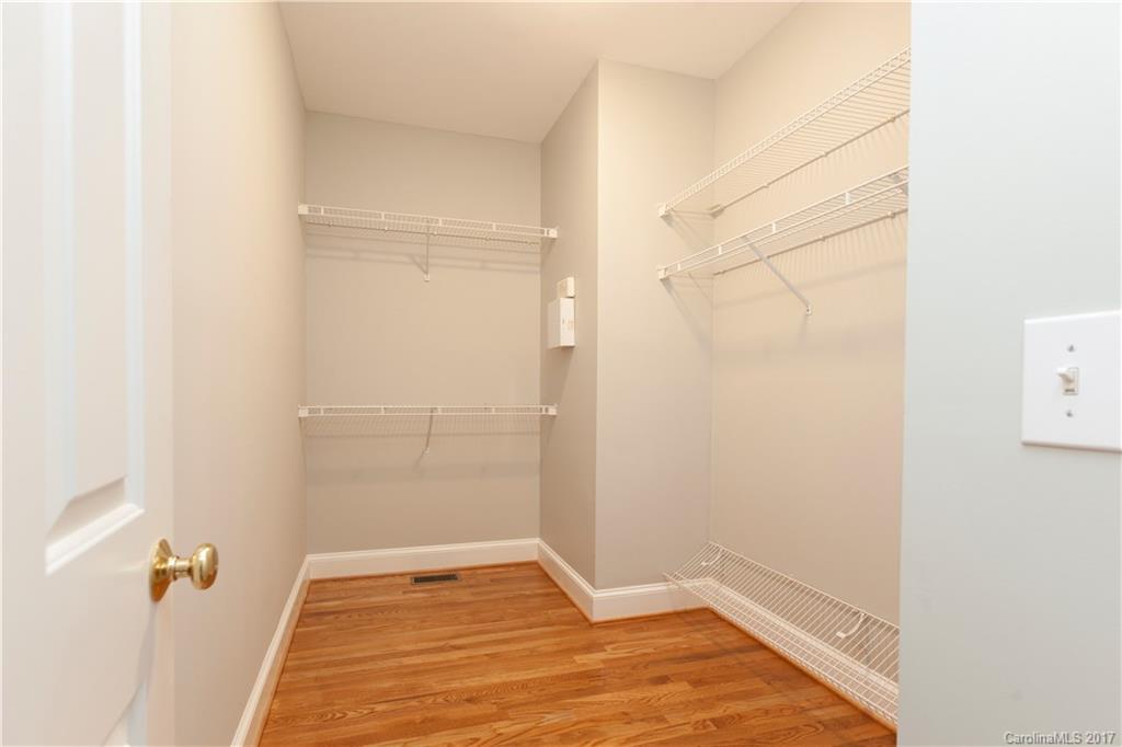 2140 Club Road Charlotte, NC 28205 - Photo 17 of 24 Gallery Image 17