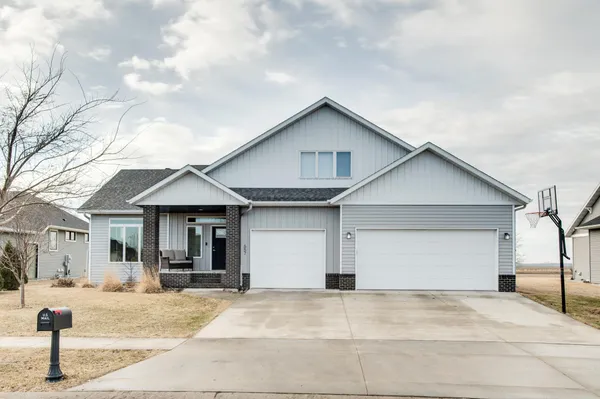 $525,000 | 657 Westminster Drive, Moorhead, MN 56560