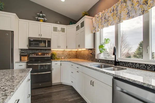 $520,000 | 657 Westminster Drive, Moorhead, MN 56560