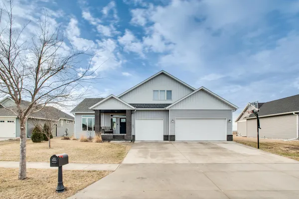 $520,000 | 657 Westminster Drive, Moorhead, MN 56560