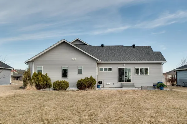 $520,000 | 657 Westminster Drive, Moorhead, MN 56560