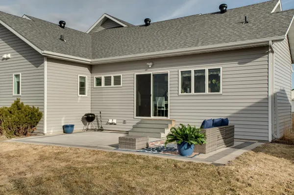 $520,000 | 657 Westminster Drive, Moorhead, MN 56560