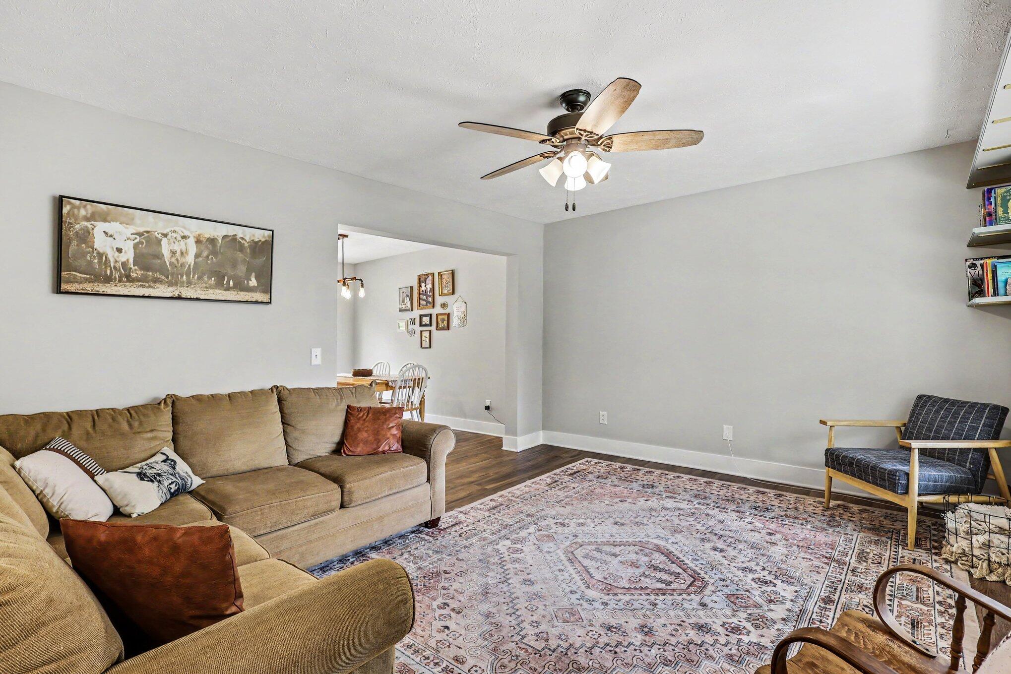2350 South Sullivan Road Ravenna, MI 49451 - Photo 4 of 18 005_file_3583