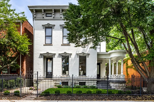 $1,099,000 | 214 East St Joseph Street, Indianapolis, IN 46202