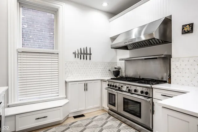 $1,099,000 | 214 East St Joseph Street, Indianapolis, IN 46202