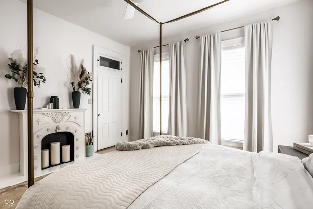 $1,099,000 | 214 East St Joseph Street, Indianapolis, IN 46202