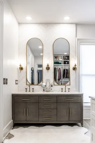 $1,099,000 | 214 East St Joseph Street, Indianapolis, IN 46202