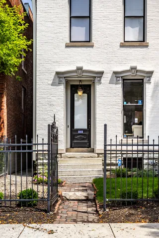 $1,099,000 | 214 East St Joseph Street, Indianapolis, IN 46202