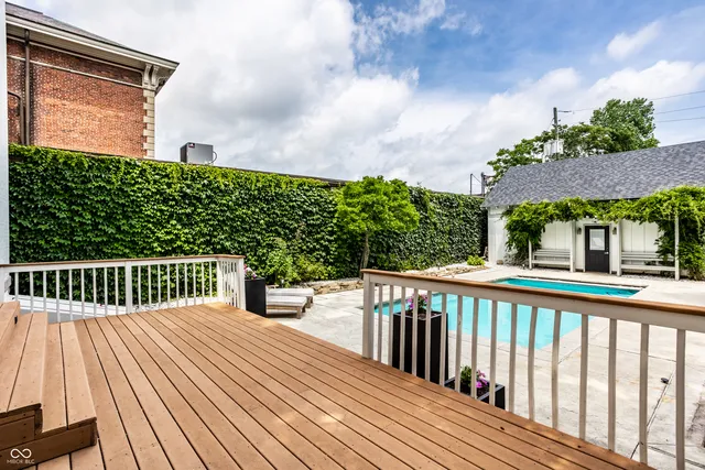 $1,099,000 | 214 East St Joseph Street, Indianapolis, IN 46202