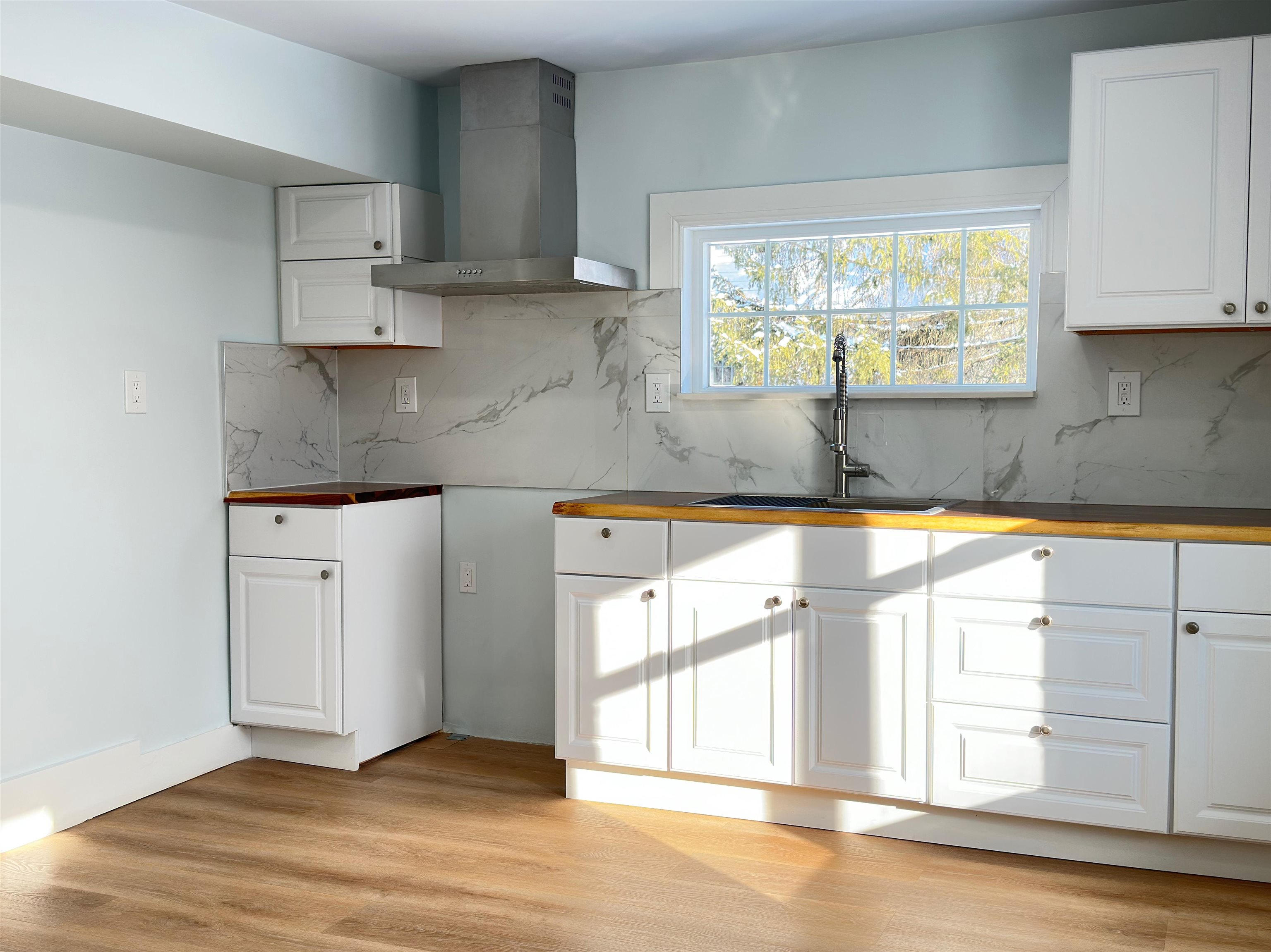 11 Walnut Street Keene, NH 03431 - Photo 2 of 34