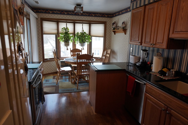 653 Dana Court, Unit D Naperville, IL 60563 - Photo 7 of 16