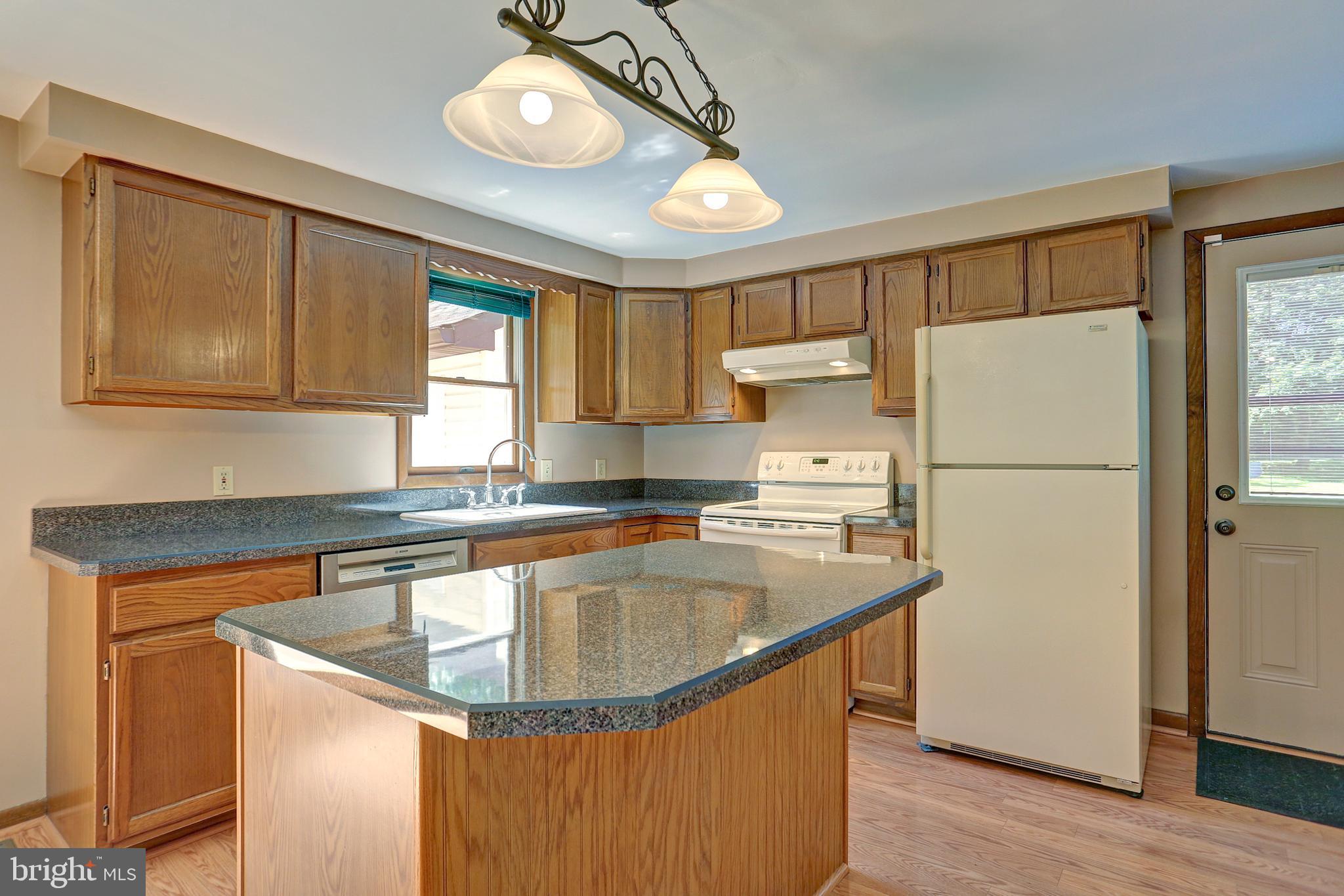 1590 Erney Road Dover, PA 17315 - Photo 5 of 23 Gallery Image 5