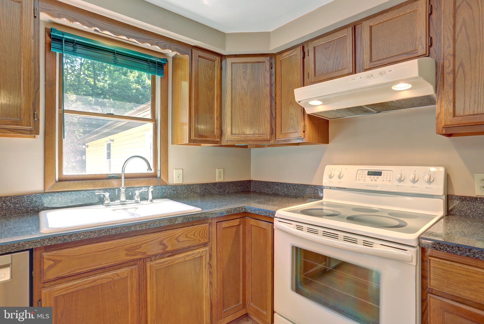 1590 Erney Road Dover, PA 17315 - Photo 6 of 23 Gallery Image 6