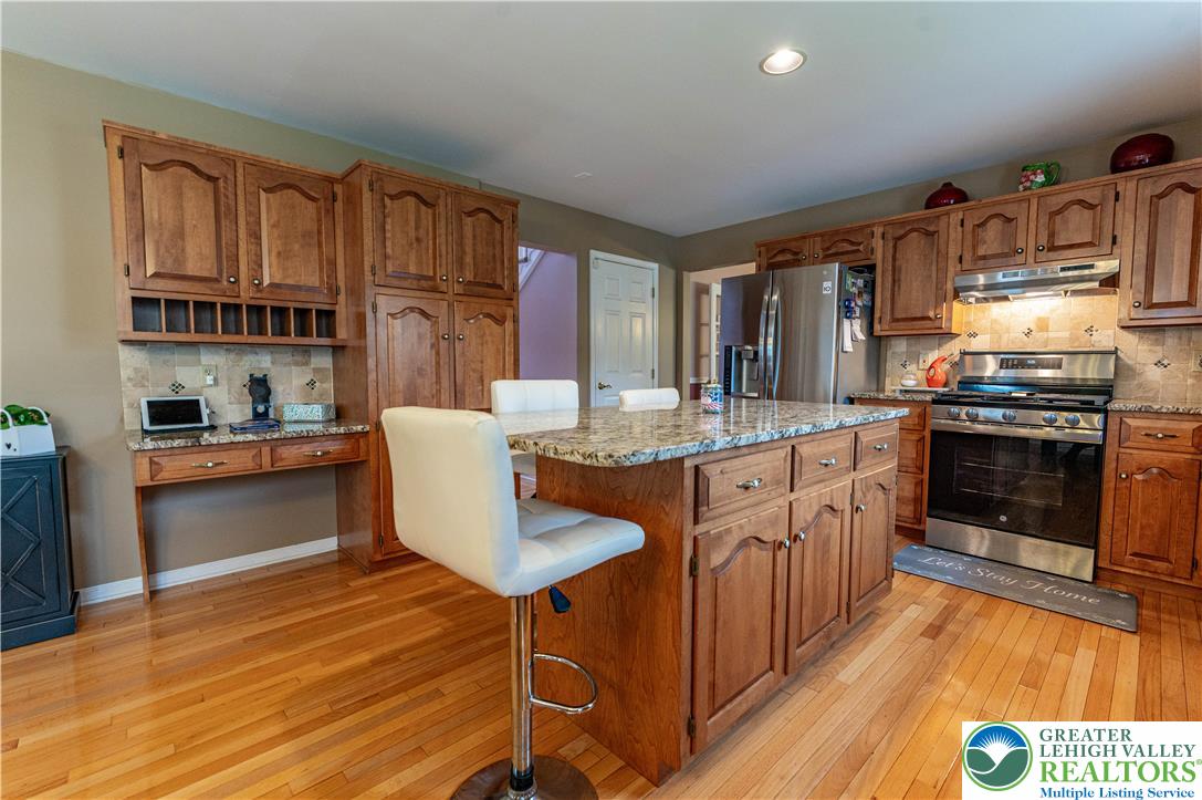 4035 Ross Road Bethlehem, PA 18020 - Photo 14 of 53