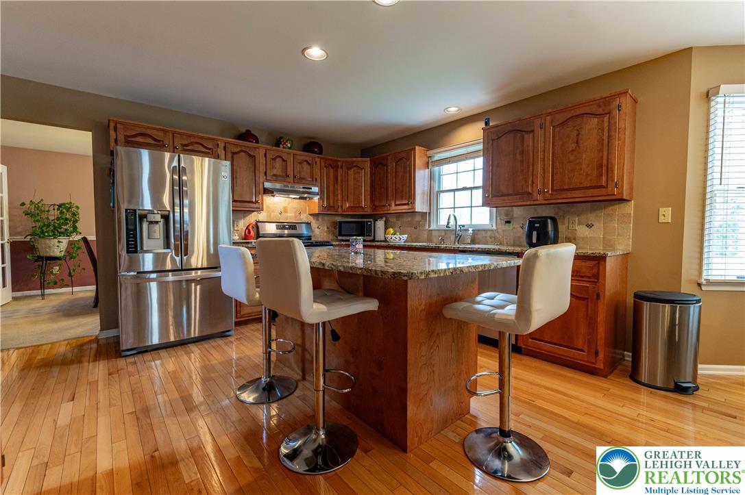 4035 Ross Road Bethlehem, PA 18020 - Photo 15 of 53